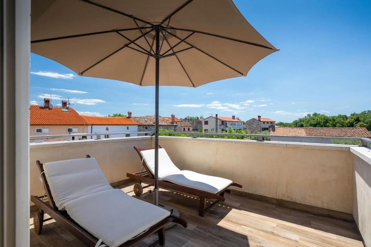 Family Villa Elizabeta With Pool In Umag Cepljani Esterno foto